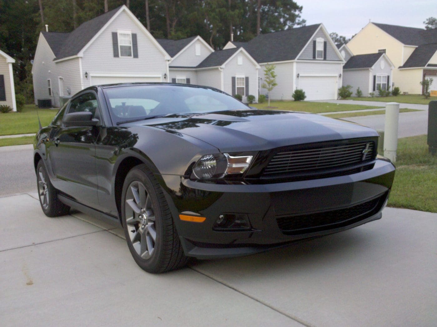 Black 2011 Ford Mustang