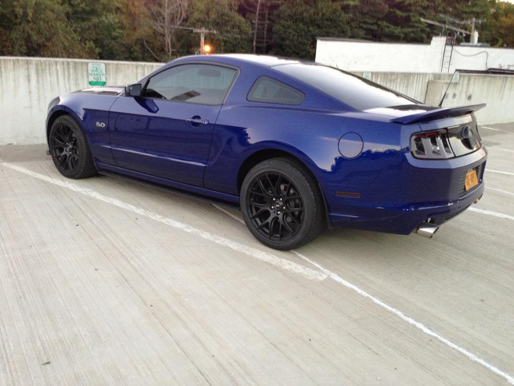 Deep Impact Blue 2014 Ford Mustang