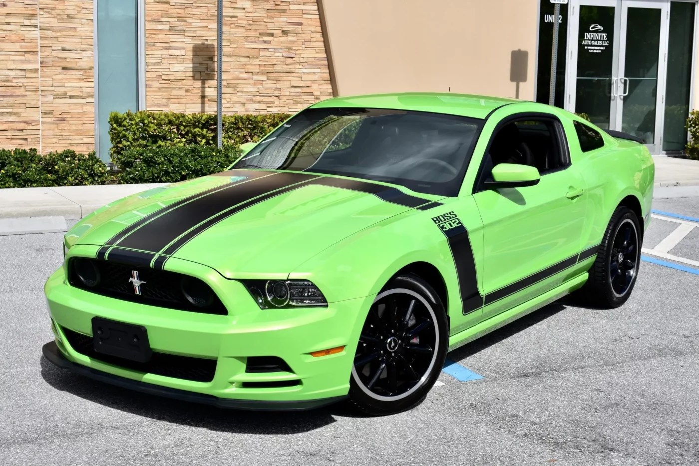 Gotta Have it Green 2013 Ford Mustang