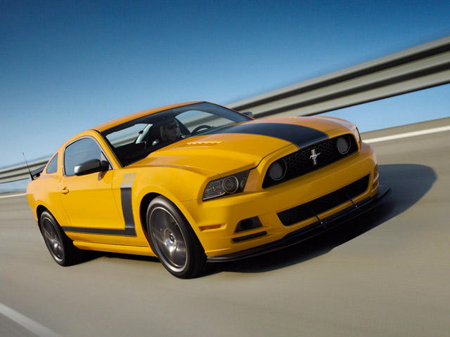 School Bus Yellow 2013 Ford Mustang