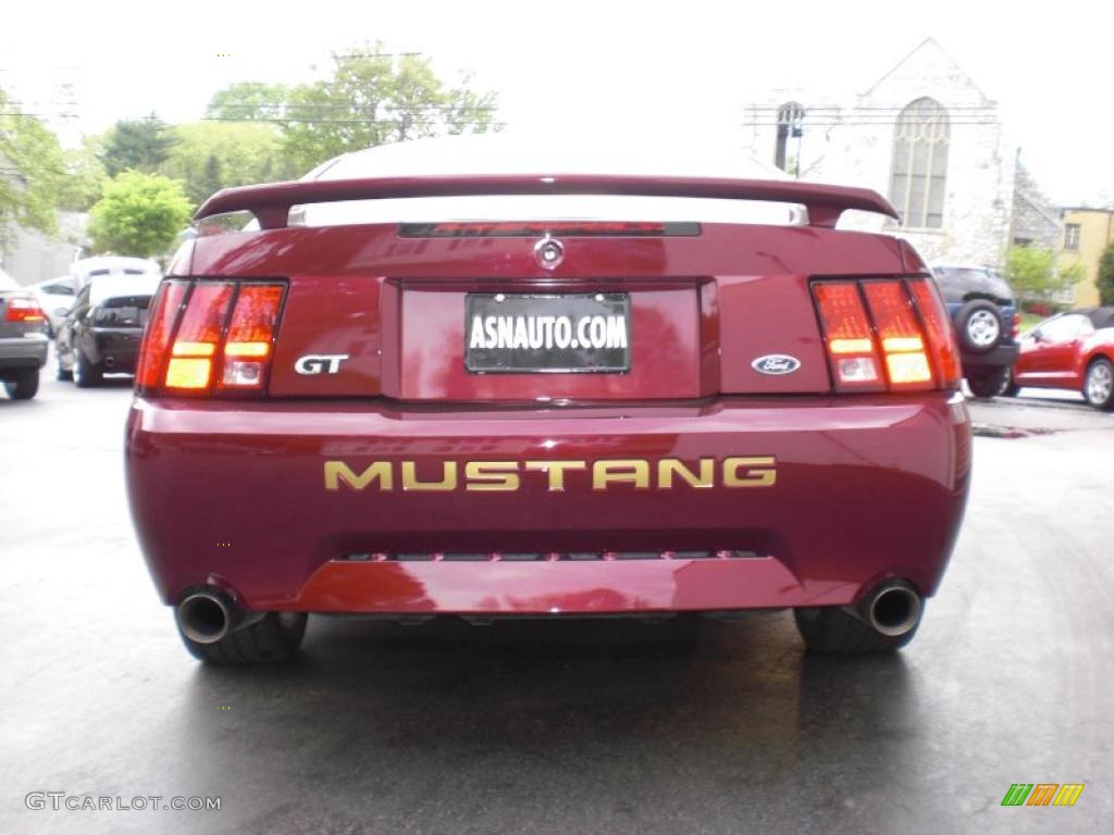 Crimson Red 2004 Ford Mustang