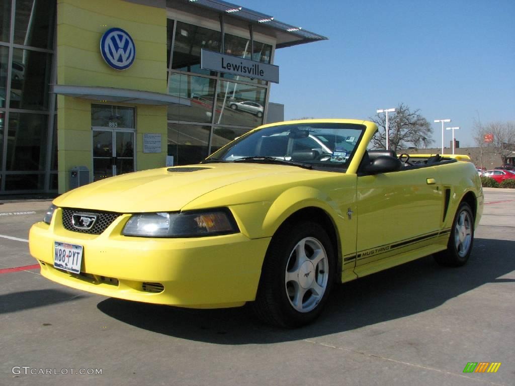 Zinc Yellow 2001 Ford Mustang