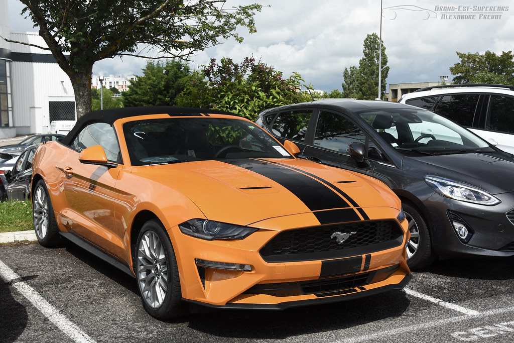 Orange Fury 2018 Ford Mustang