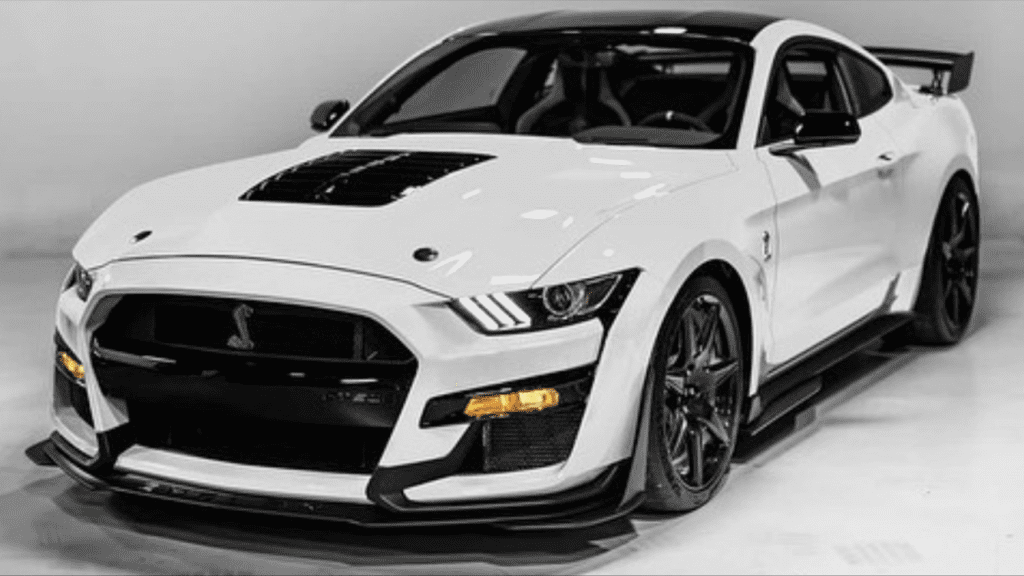 Oxford White 2020 Ford Mustang