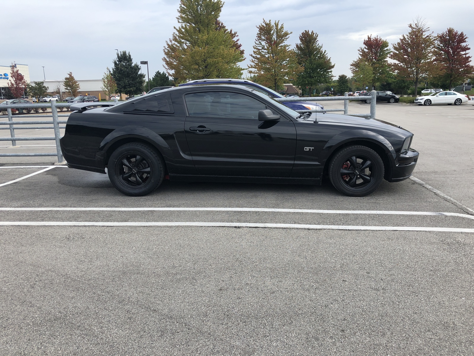 Black 2006 Ford Mustang