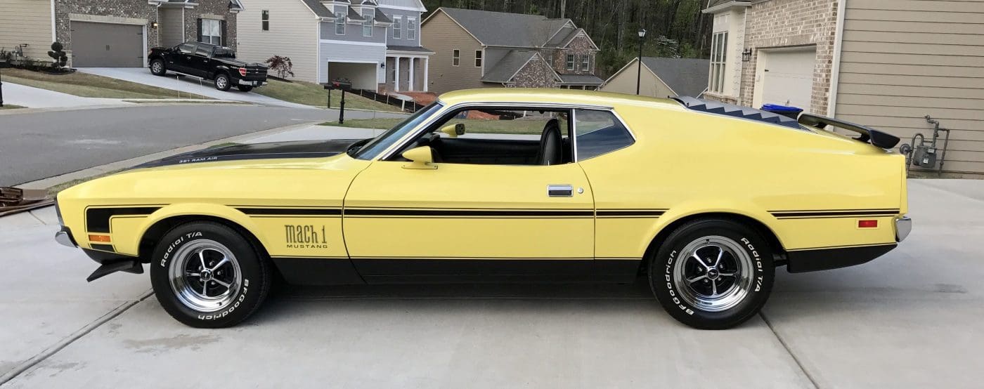 Grabber Yellow 1971 Ford Mustang