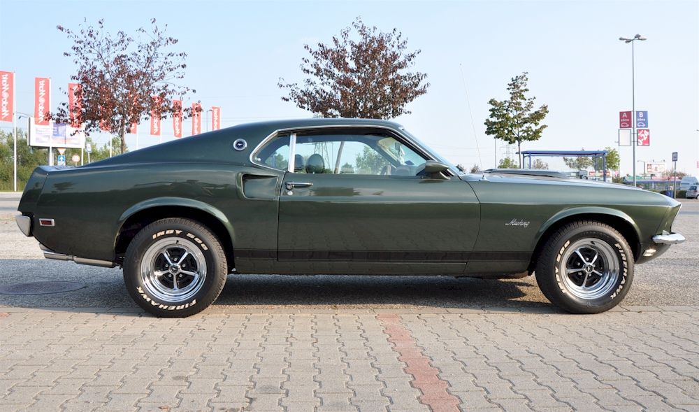 Moss Green 1969 Ford Mustang