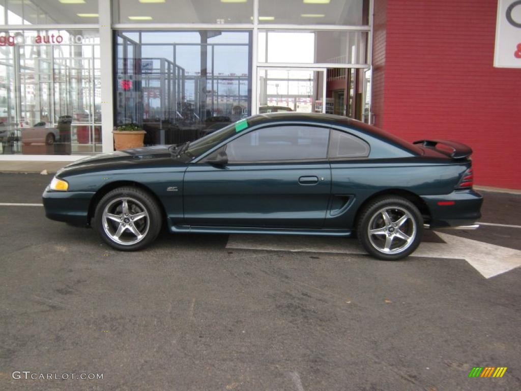 Deep Forest Green 1995 Ford Mustang