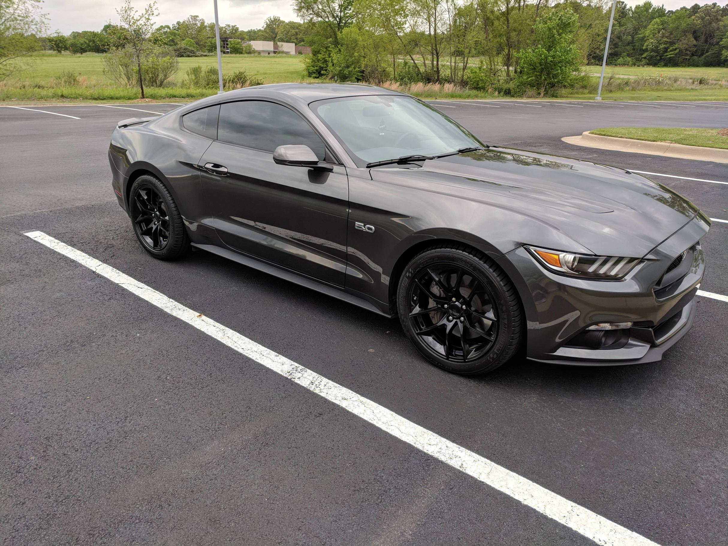 Ford Mustang 2018 Gray