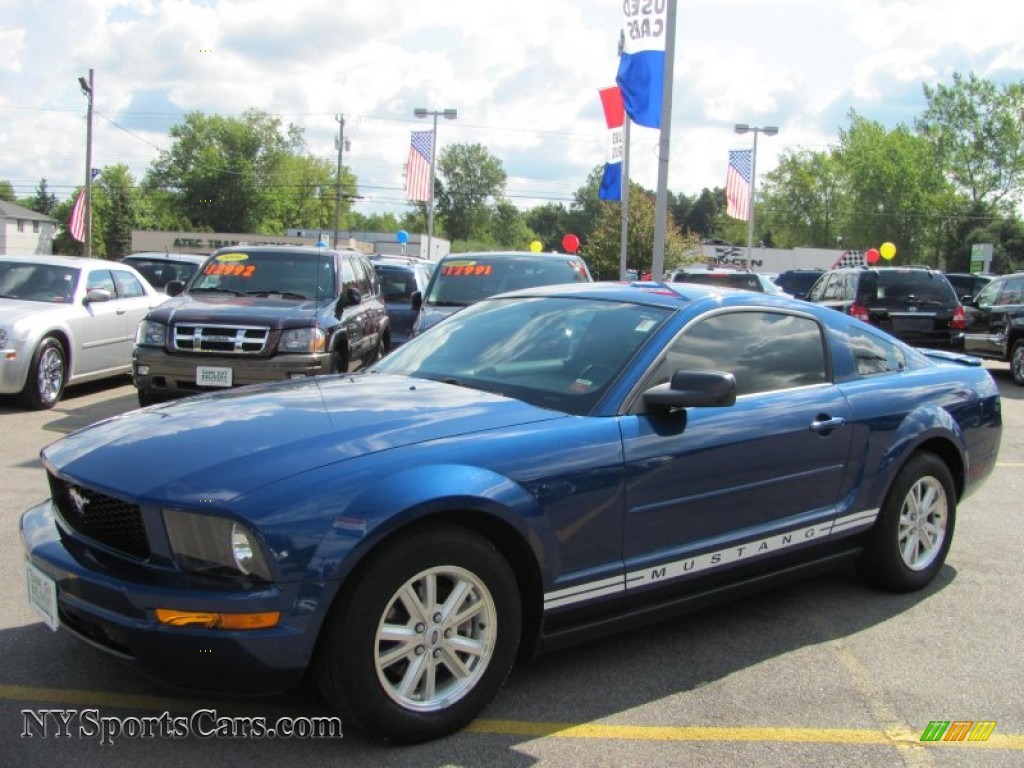 Vista Blue 2008 Ford Mustang