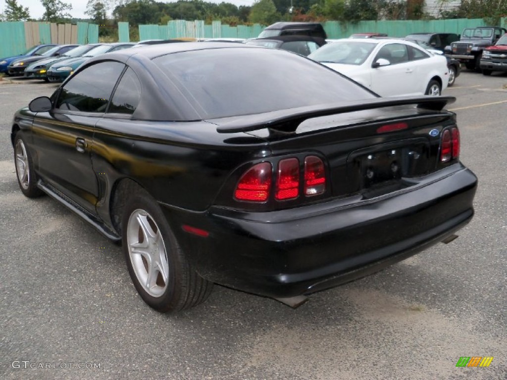 Black 1996 Ford Mustang