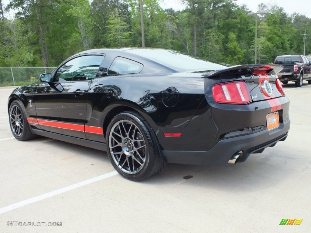 Black 2013 Ford Mustang