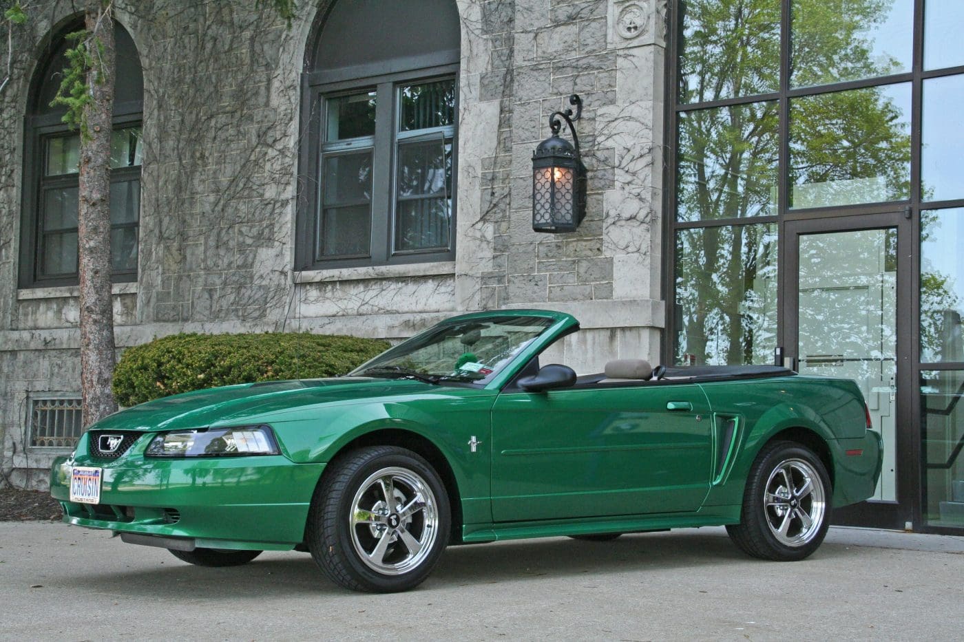 Electric Green 2001 Ford Mustang