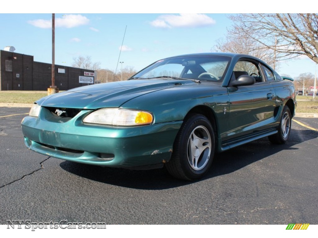 Pacific Green 1998 Ford Mustang