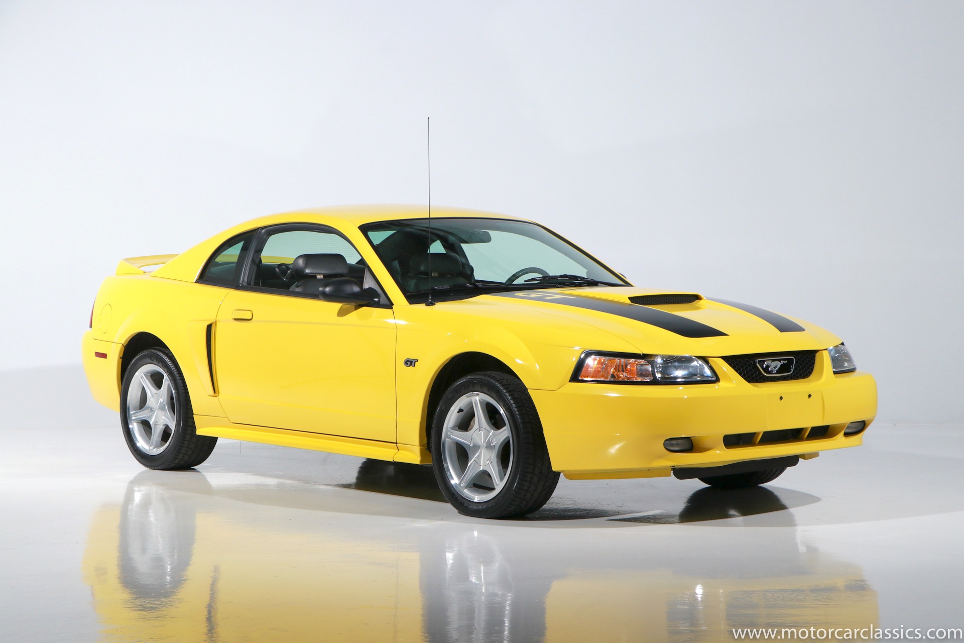 Zinc Yellow 2000 Ford Mustang