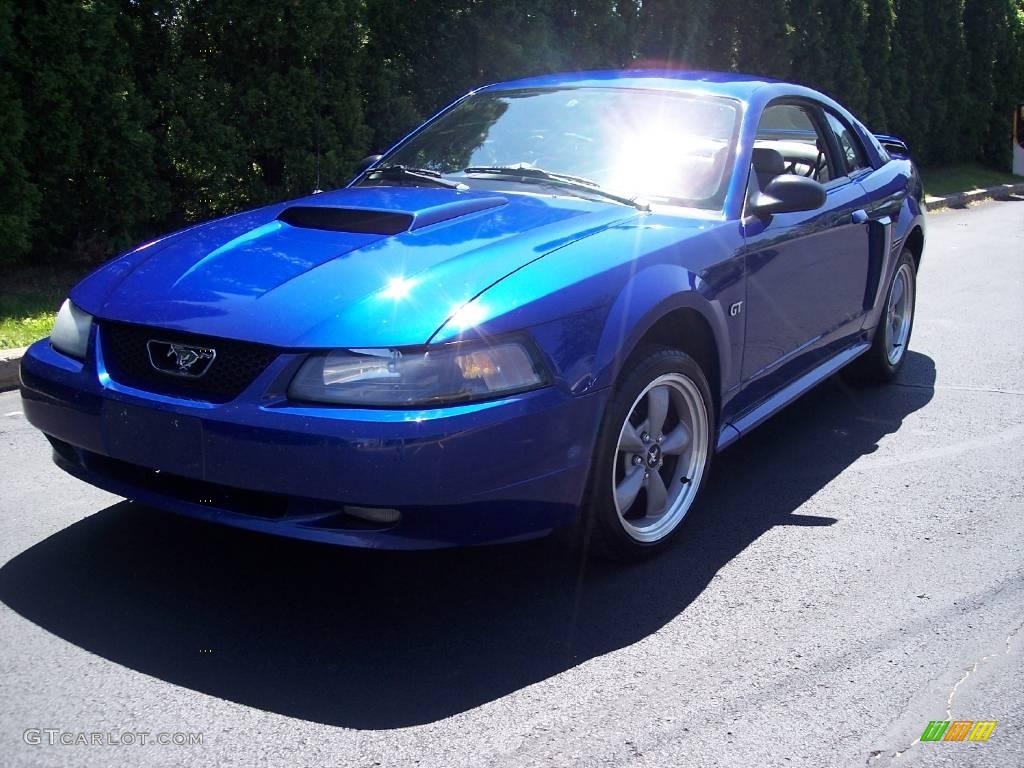 Sonic Blue 2002 Ford Mustang