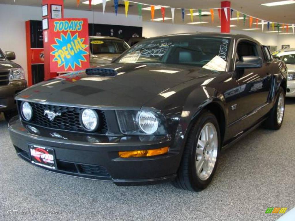Alloy 2007 Ford Mustang Alloy 2007 Ford Mustang