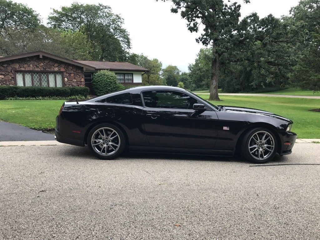 Red Lava 2012 Ford Mustang