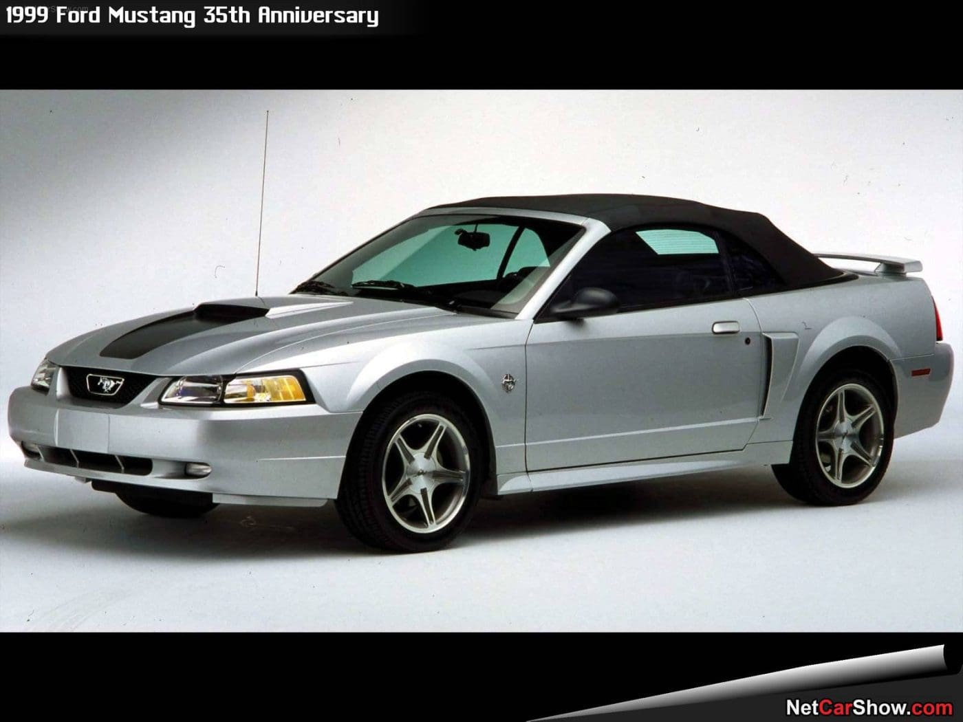 Silver 1999 Ford Mustang