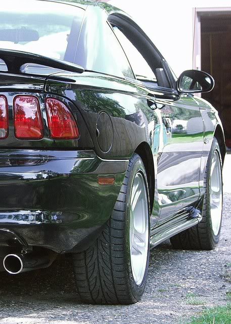 Black 1998 Ford Mustang