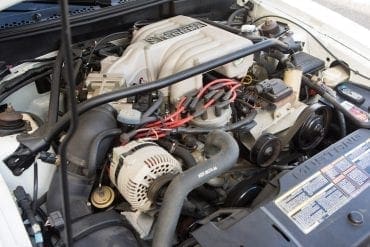 1995 SVT MUSTANG COBRA R engine