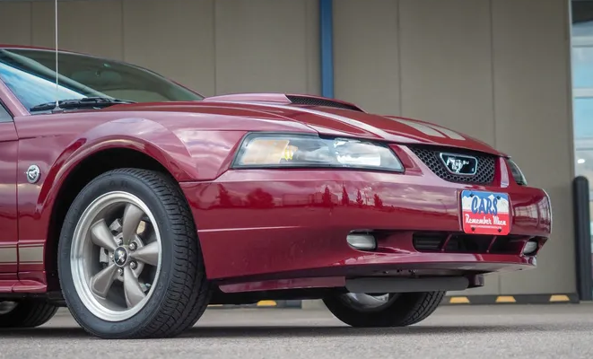 Crimson Red 2004 Ford Mustang