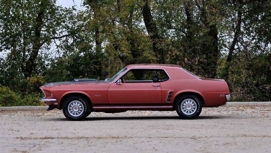 Caribbean Coral 1969 Ford Mustang