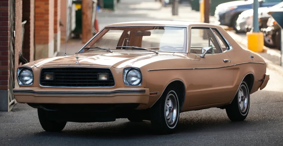 Chamois Glow 1978 Ford Mustang