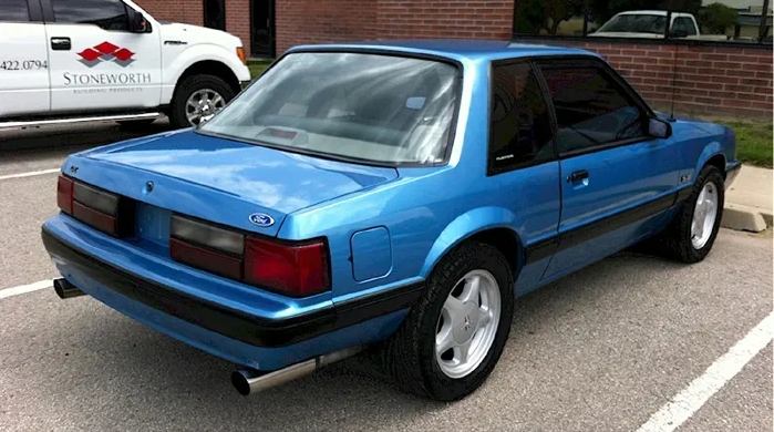 Bimini Blue 1992 Ford Mustang