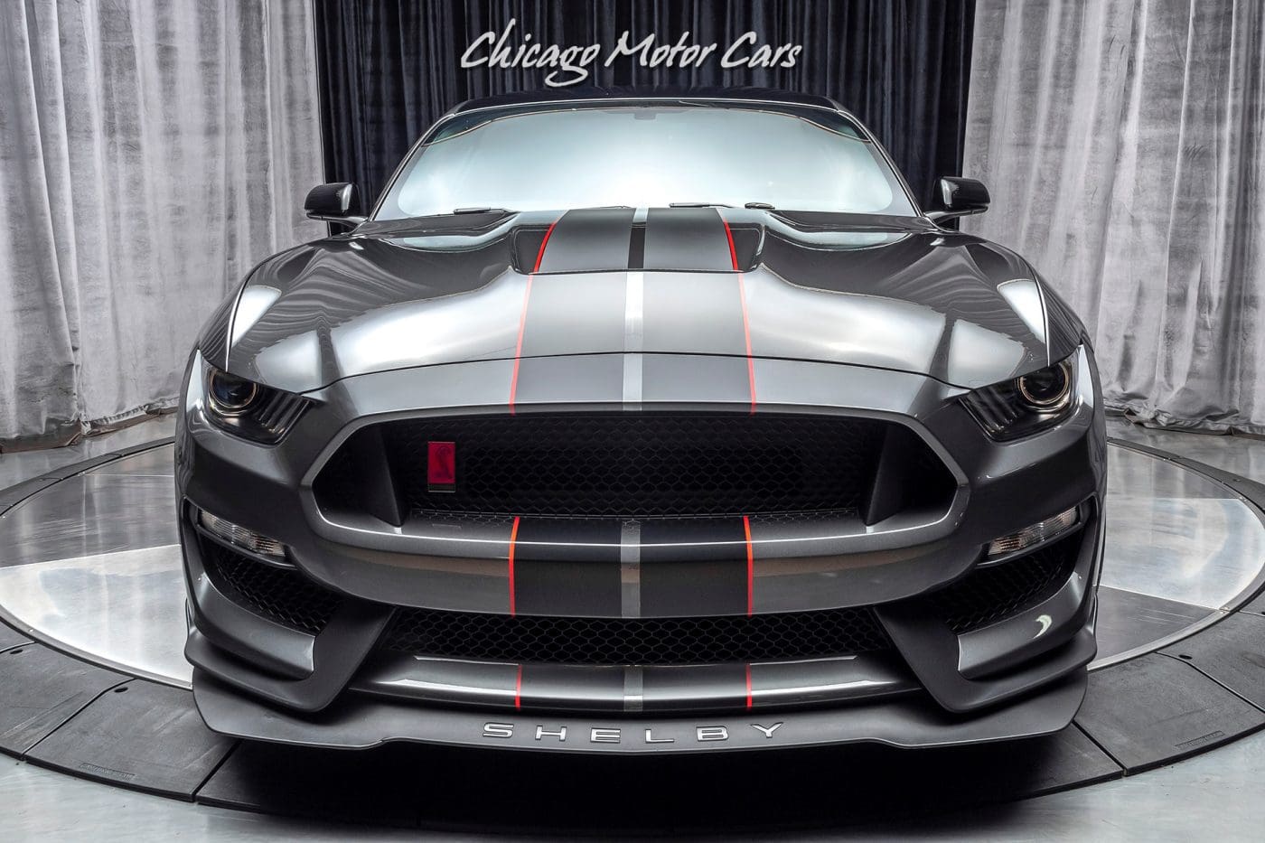 Magnetic 2017 Ford Mustang