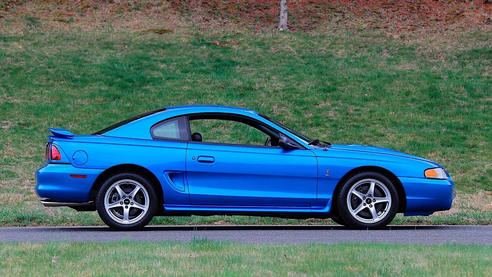 Atlantic Blue 1998 Ford Mustang