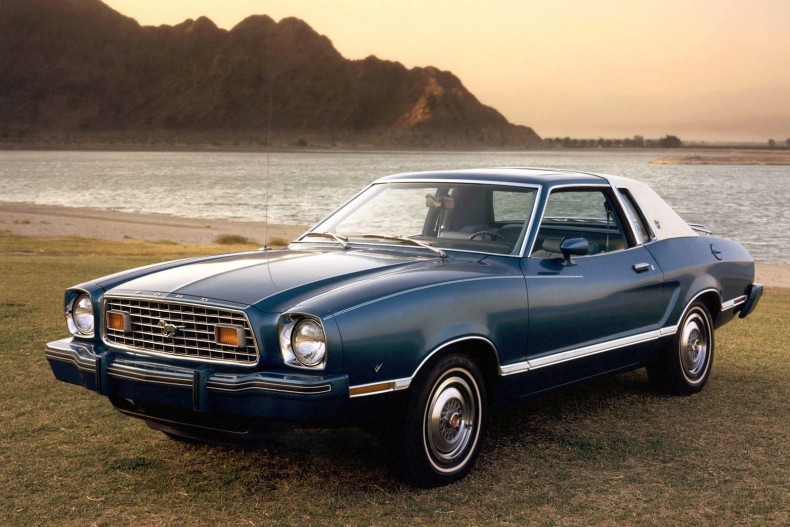 Bright Aqua Glow 1977 Ford Mustang
