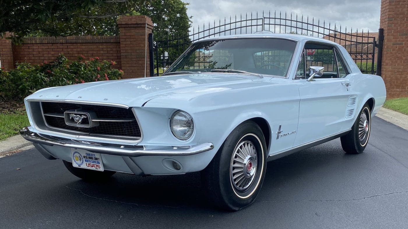 Diamond Blue 1967 Ford Mustang