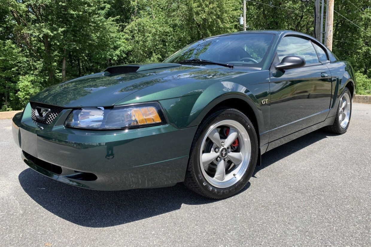 Highland Green 2001 Ford Mustang