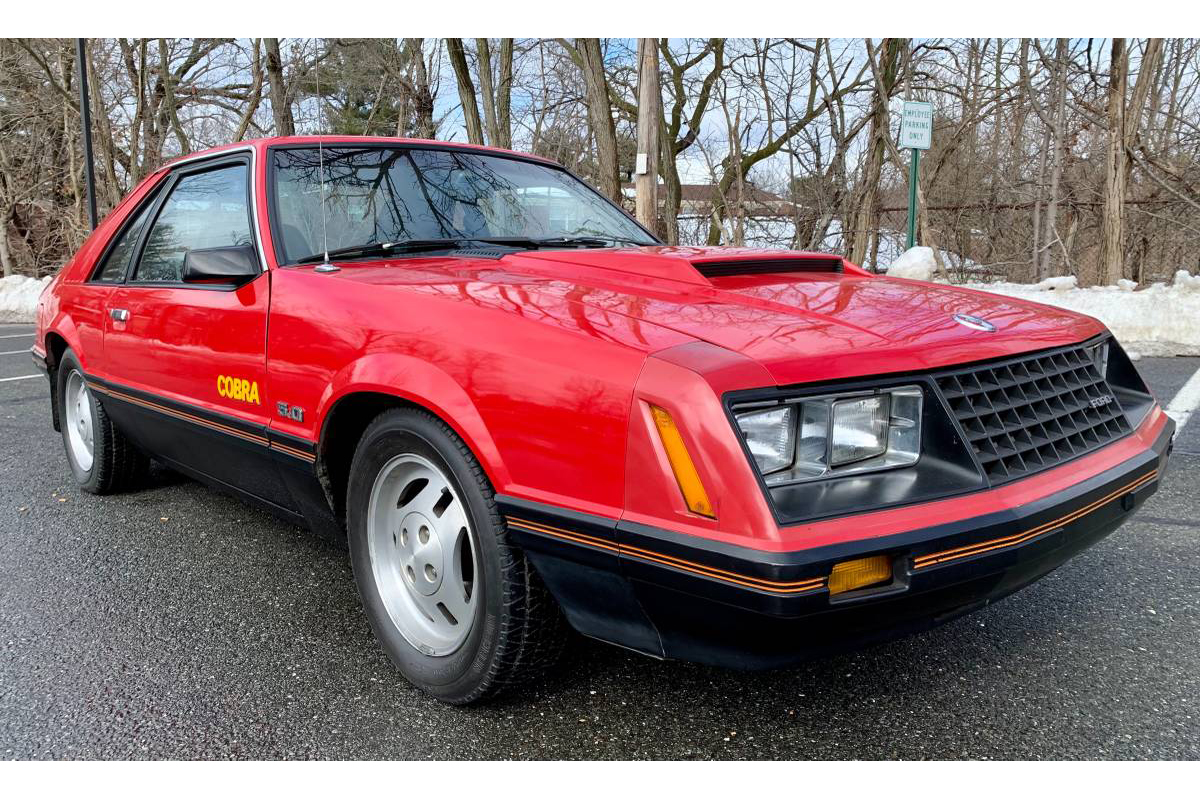 Medium Red 1979 Ford Mustang