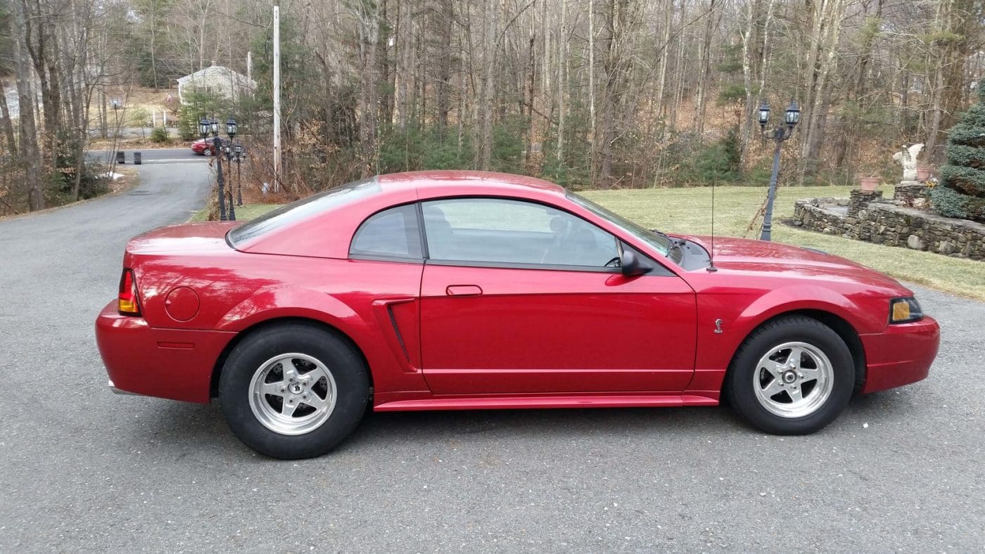 Laser Red 2001 Ford Mustang