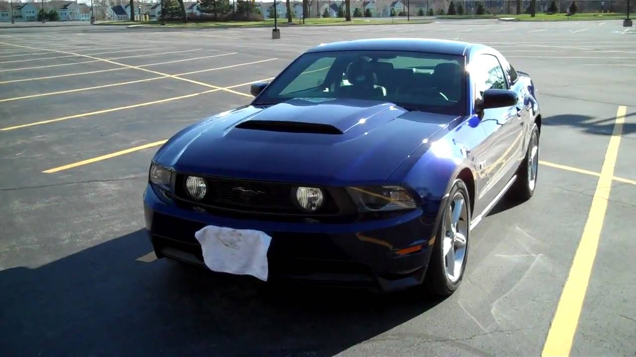 Kona Blue 2010 Ford Mustang