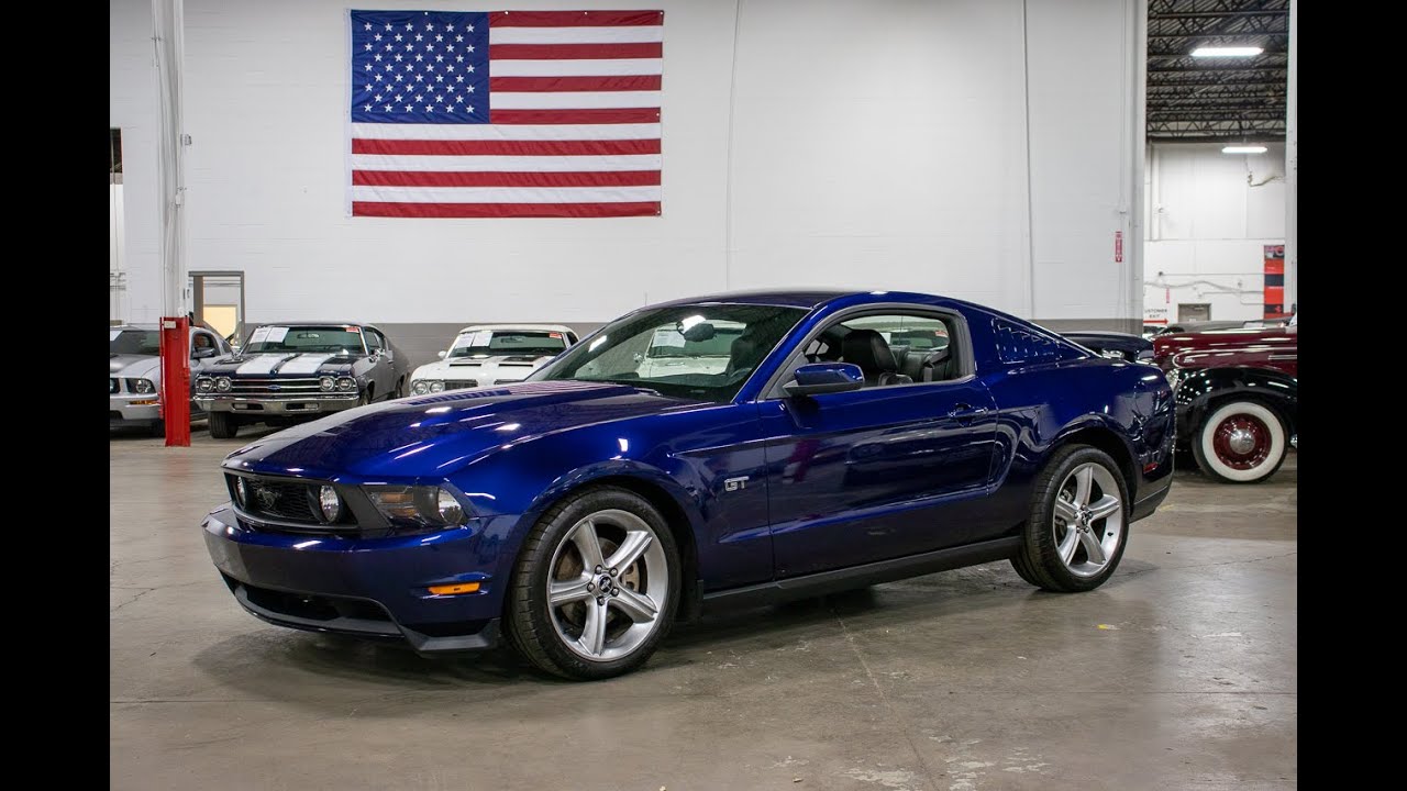 Kona Blue 2010 Ford Mustang