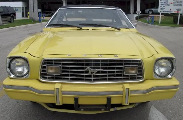 Bright Yellow 1975 Ford Mustang