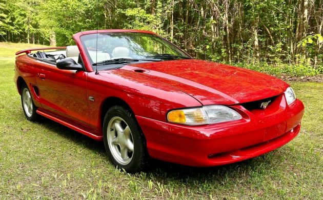 Rio Red 1995 Ford Mustang