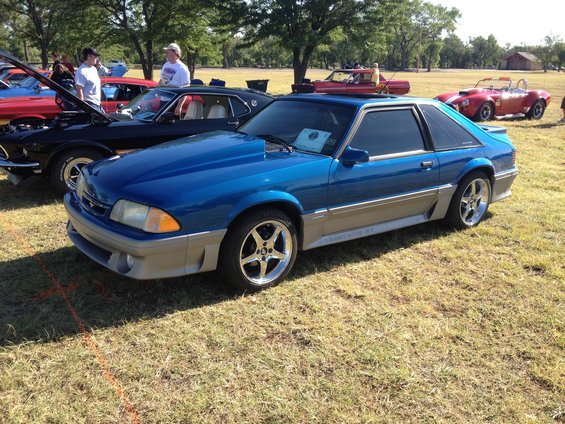 Ultra Blue 1990 Ford Mustang