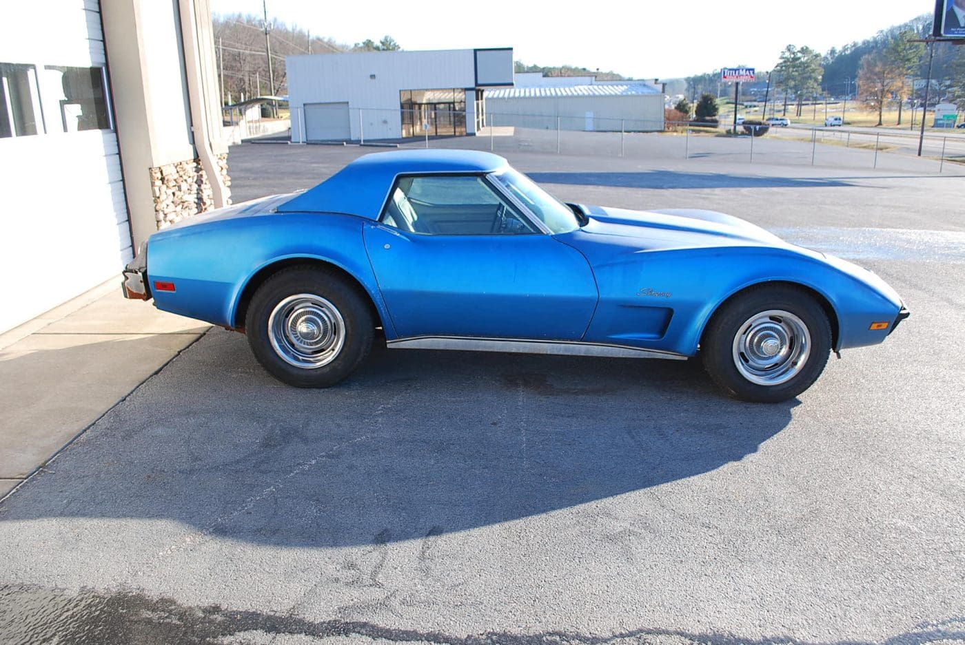 Bright Blue 1975 Ford Mustang