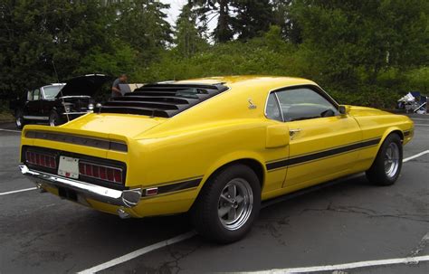Bright Yellow (Grabber Yellow) 1970 Ford Mustang