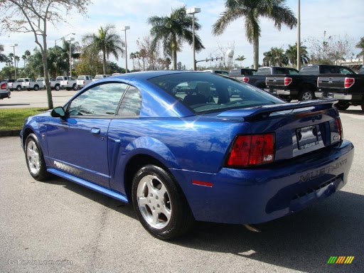 Sonic Blue 2003 Ford Mustang