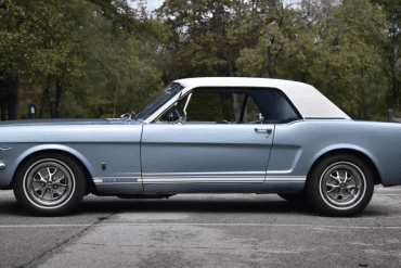 1966 Ford Mustang GT 289: Regular Car Reviews