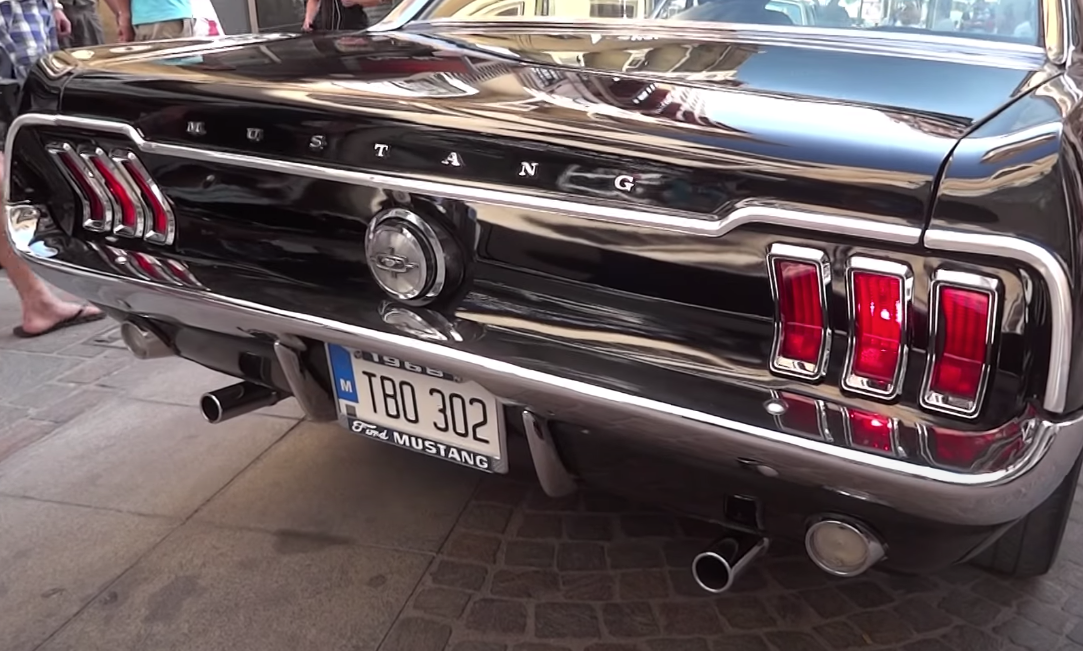 Video: 1968 Ford Mustang V8 Sound