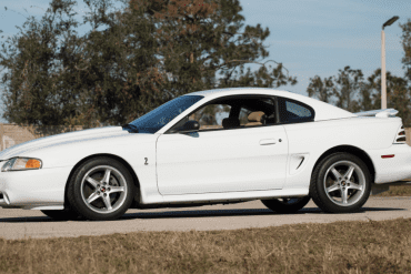 1995 Ford Mustang Research