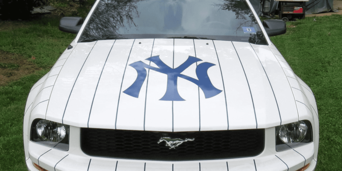 2005 Ford Mustang Yankees Limited Edition