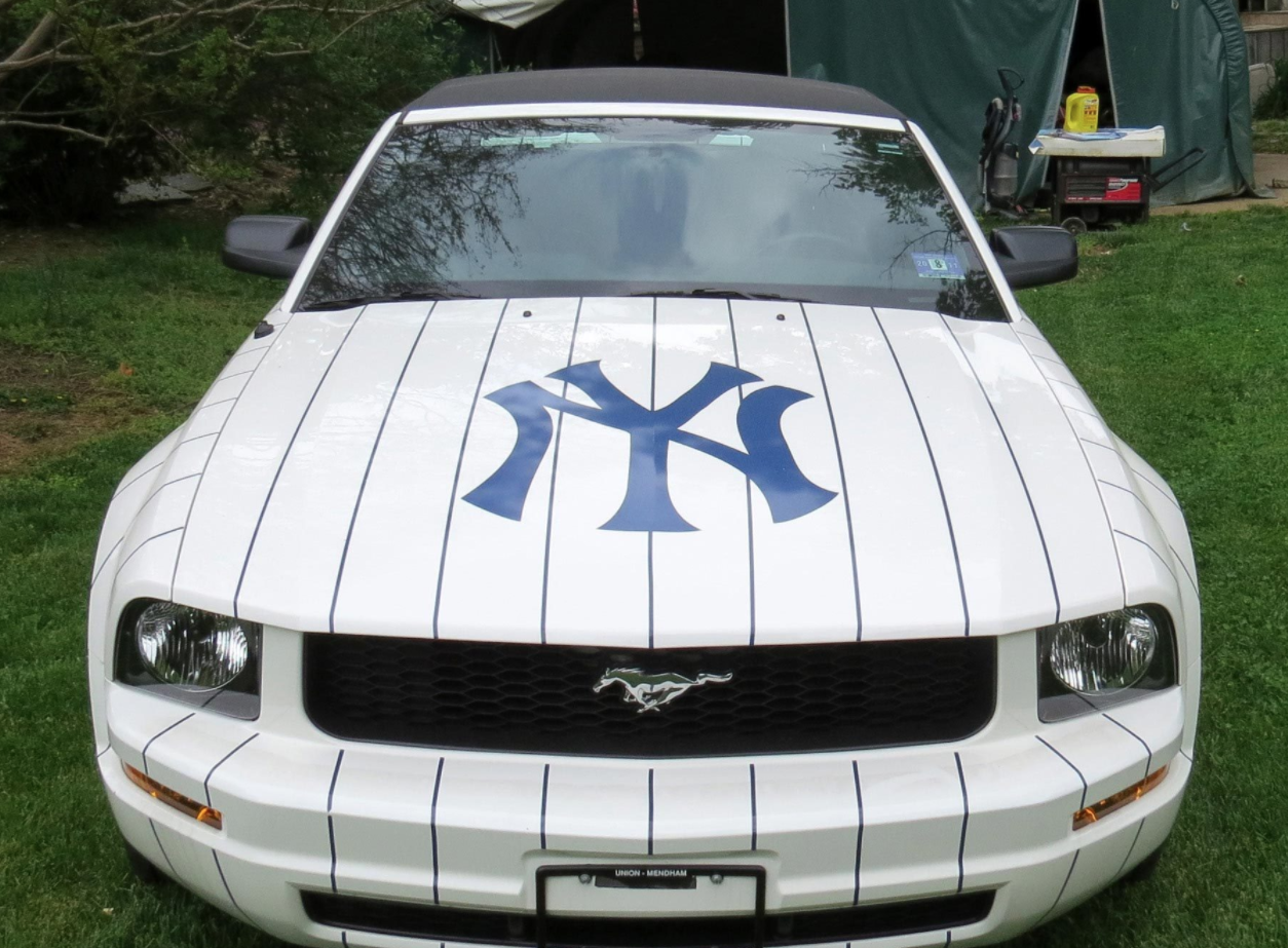 2005 Ford Mustang Yankees Limited Edition