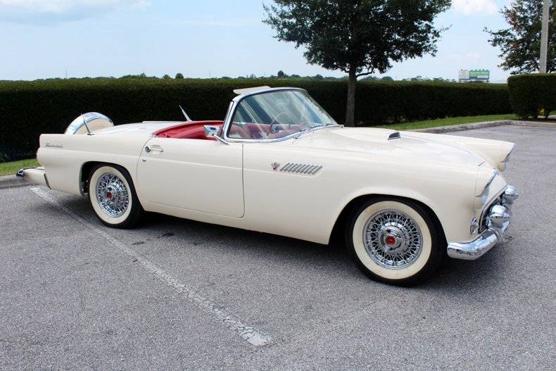 1955 Ford Thunderbird